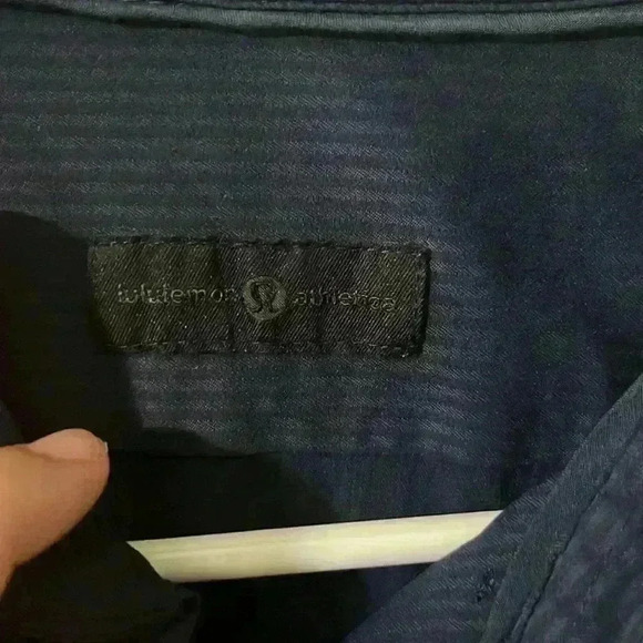 Lululemon Venture Classic-Fit Long-Sleeve Shirt - Picture 7 of 11